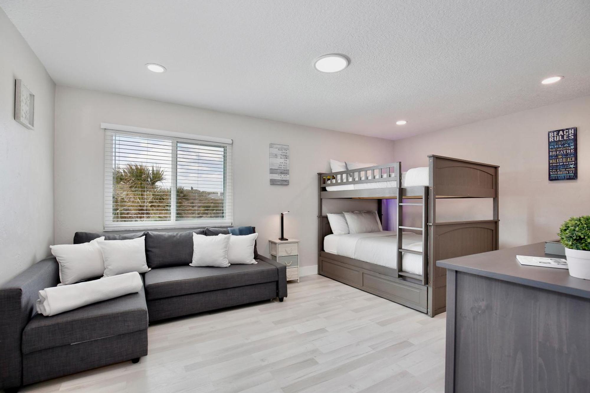 Zen Beach Retreat - Ocean View Townhouse -No Drive Beach New Smyrna Beach Exterior photo