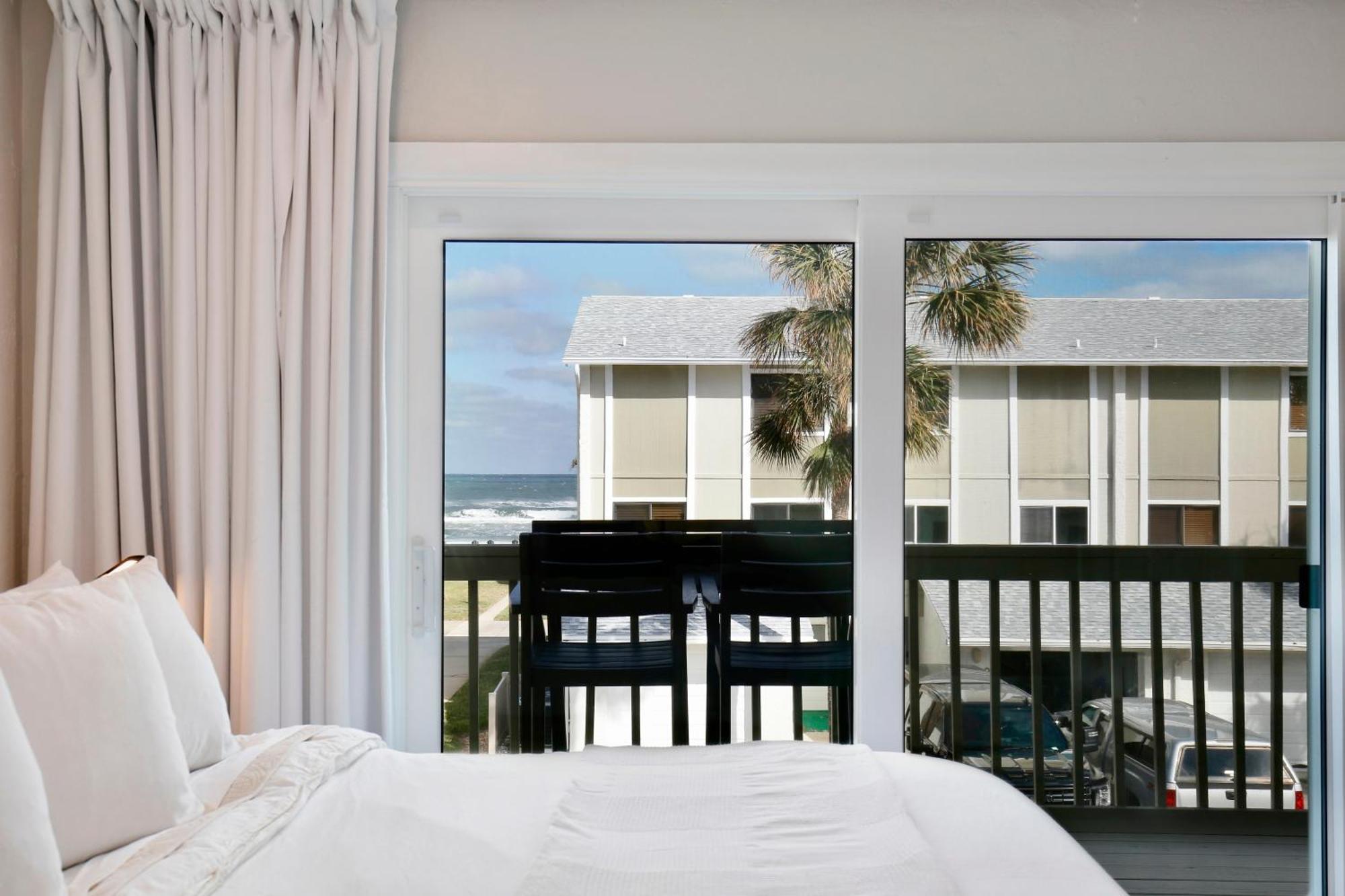 Zen Beach Retreat - Ocean View Townhouse -No Drive Beach New Smyrna Beach Exterior photo
